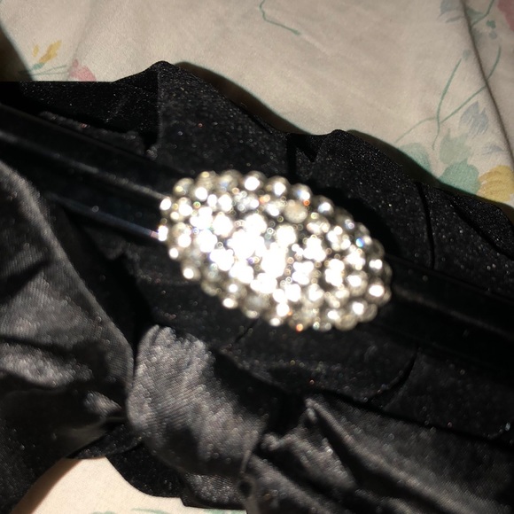 Neiman Marcus evening clutch - Picture 2 of 7